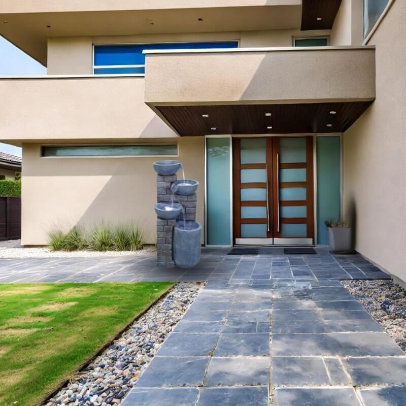 Dekorační fontána v kamenném a elegantním stylu